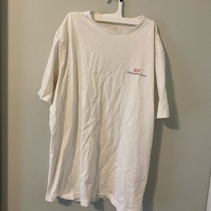 Vineyard Vines T-shirt